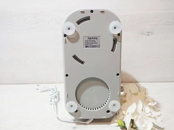 Кухонный комбайн Rainberg RB-8082 3200 Вт, Планетарный миксер-тестомес с чашей 5л, 3 насадки, 6 скоростей RB8082 фото